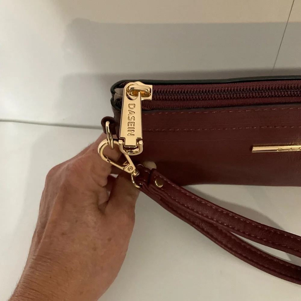 N/A dasein burgundy